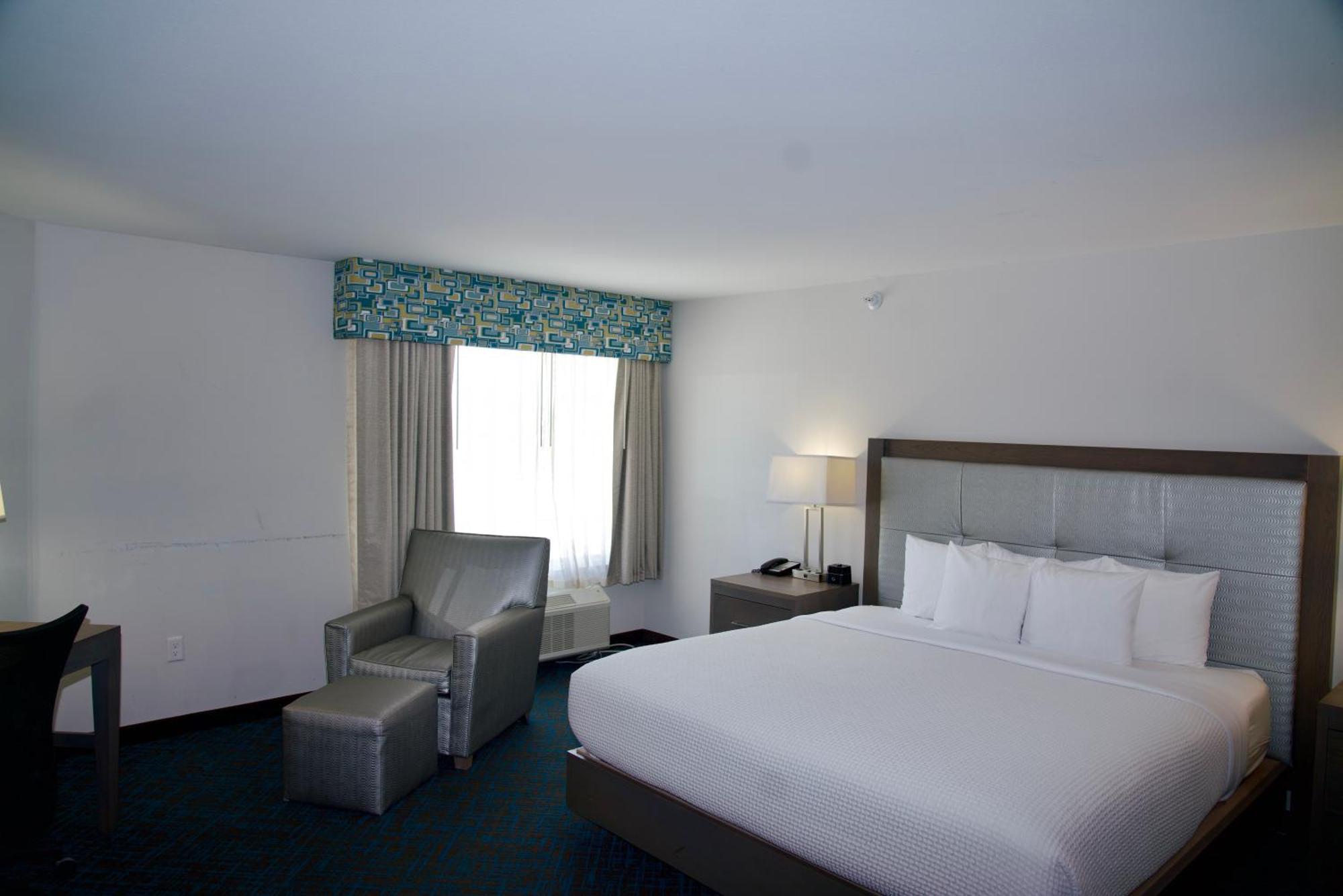 La Quinta By Wyndham St. Paul-Woodbury Hotel Exterior photo